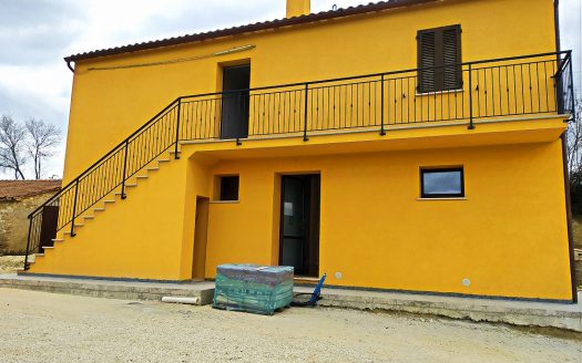 RIF: 2 IN APERTA CAMPAGNA…