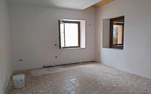 RIF: 2 IN APERTA CAMPAGNA…