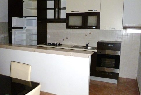 RIF: 127 INDIPENDENZA E AMPIO GIARDINO!