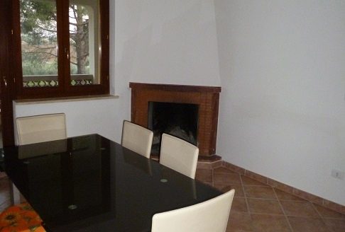 RIF: 127 INDIPENDENZA E AMPIO GIARDINO!