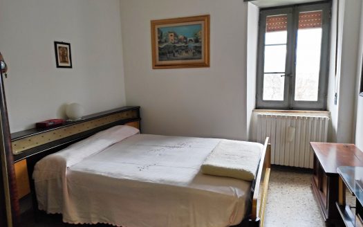 RIF. 822 INDIPENDENTE CON  DUE APPARTAMENTI