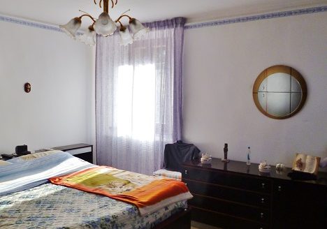 RIF: 308 AMPIO CASALE VICINO AI SERVIZI