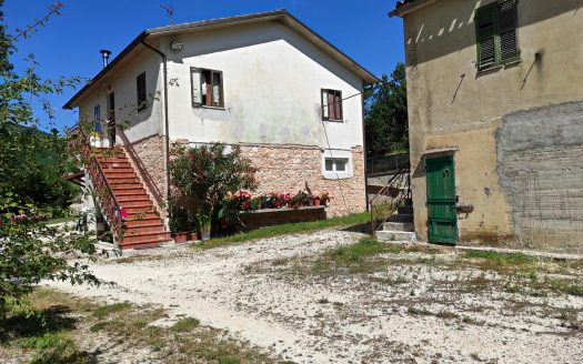 RIF: 831 PACE, NATURA, TRANQUILLITA’