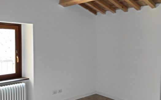 RIF. 842 – 2 CASE AL PREZZO DI 1!!!