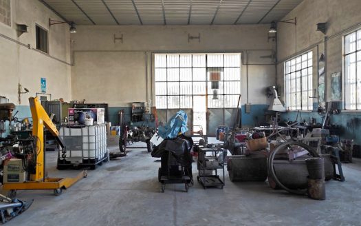 CAPANNONE INDUSTRIALE