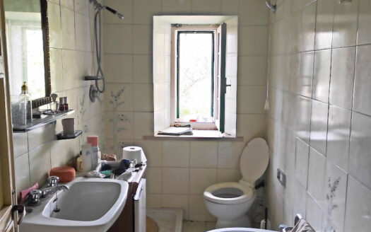 RIF. 875 SOLUZIONE BIFAMILIARE VERSANTE MACERATA