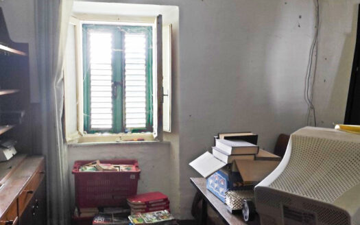 RIF. 875 SOLUZIONE BIFAMILIARE VERSANTE MACERATA