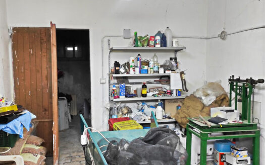 RIF. 875 SOLUZIONE BIFAMILIARE VERSANTE MACERATA