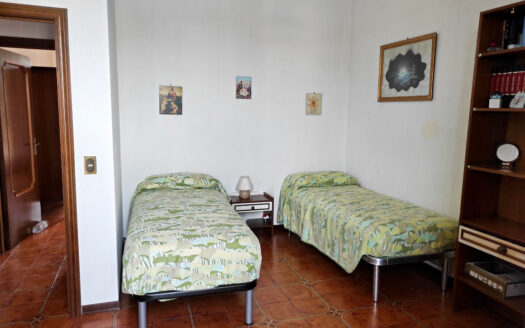 RIF. 894 VICINANZE VILLA STRADA