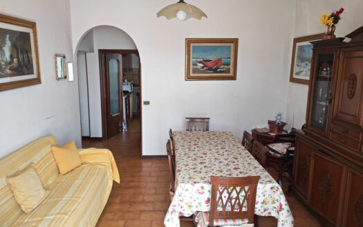 RIF. 894 VICINANZE VILLA STRADA