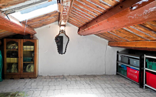 RIF. 894 VICINANZE VILLA STRADA