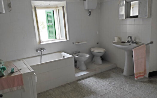 RIF. 915 CASALE DEL XIX SECOLO