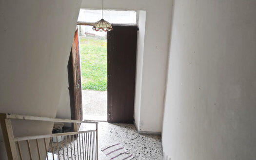 RIF. 922 CASA INDIPENDENTE VERSANTE MACERATA