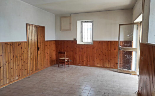 RIF. 922 CASA INDIPENDENTE VERSANTE MACERATA