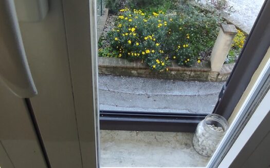 RIF. 24 SOLUZIONE COMPOSTA DA DUE APPARTAMENTI, GARAGE E GIARDINO