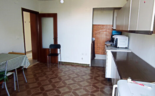 RIF. 24 SOLUZIONE COMPOSTA DA DUE APPARTAMENTI, GARAGE E GIARDINO