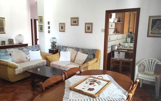 RIF. 943 APPARTAMENTO IN APIRO