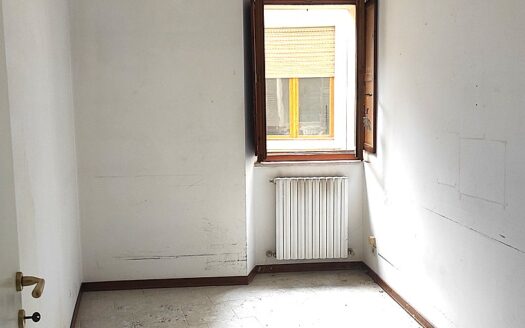 RIF. 946 CORSO GARIBALDI