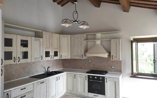 Cingoli Immobiliare RIF. 948 RUSTICO VISTA LAGO
