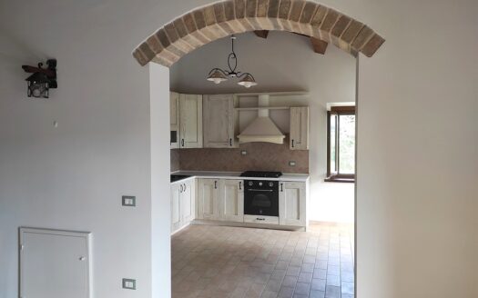 Cingoli Immobiliare RIF. 948 RUSTICO VISTA LAGO