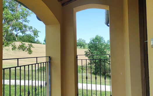 Cingoli Immobiliare RIF. 948 RUSTICO VISTA LAGO