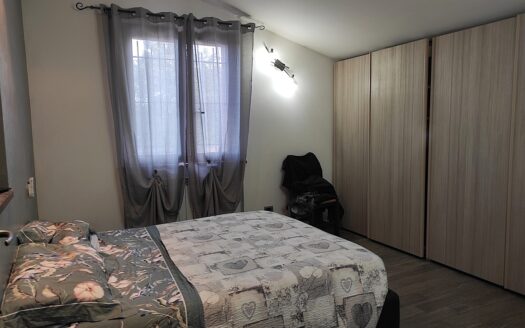 RIF. 954 CASALE ESCLUSIVO CON PARCO PRIVATO