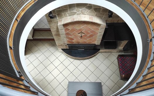 RIF. 954 Dimora di Prestigio con Dependance e Piscina: un’oasi di charme e comfort.