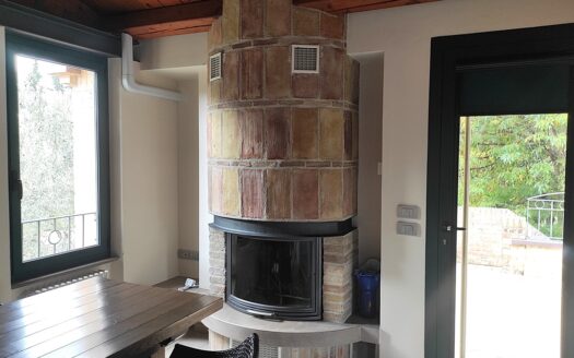 RIF. 954 Dimora di Prestigio con Dependance e Piscina: un’oasi di charme e comfort.