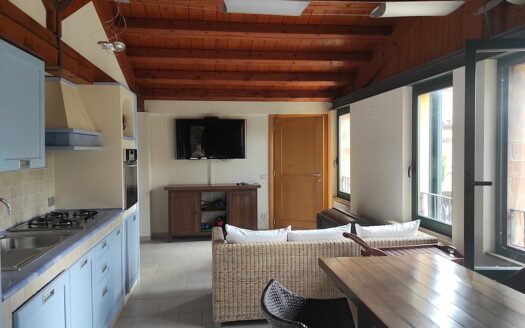 RIF. 954 Dimora di Prestigio con Dependance e Piscina: un’oasi di charme e comfort.