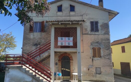 RIF. 958 Piccolo Rifugio in Casale di Campagna a SOLI €15.000!