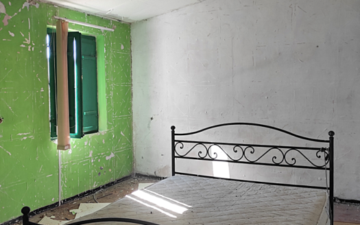 Casale Panoramico con 2 Ettari di Terreno e Contributo Ricostruzione Già Concesso.