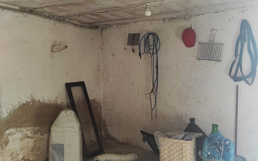 Casale Panoramico con 2 Ettari di Terreno e Contributo Ricostruzione Già Concesso.