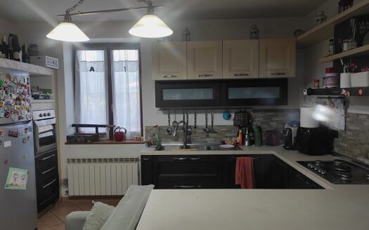 RIF. 954 CASALE ESCLUSIVO CON PARCO PRIVATO