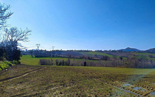 RIF. 761 Casolare Panoramico da Ristrutturare