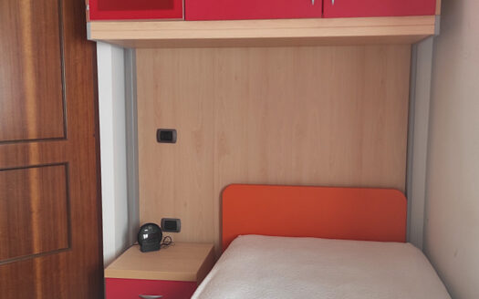 RIF. 960 APPARTAMENTO LUMINOSO CON VISTA “BALCONE DELLE MARCHE”