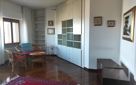 RIF. 960 APPARTAMENTO LUMINOSO CON VISTA “BALCONE DELLE MARCHE”