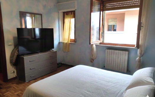 RIF. 963 APPARTAMENTO PANORAMICO CON CAMINO E DOPPI BALCONI!