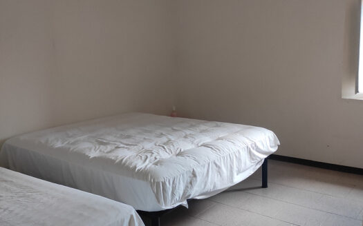 RIF. 964 CASA INDIPENDENTE A 2 KM DAL CENTRO