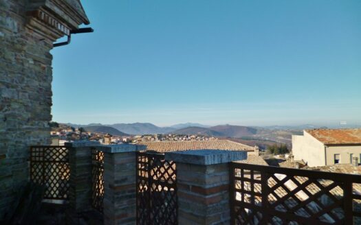 RIF. 413 Attico con Terrazza di 86 mq e Vista “Balcone delle Marche”.