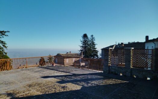 RIF. 413 Attico con Terrazza di 86 mq e Vista “Balcone delle Marche”.