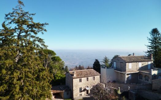 RIF. 413 Attico con Terrazza di 86 mq e Vista “Balcone delle Marche”.