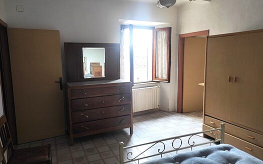 RIF. 972 SOLUZIONE INDIPENDENTE IN CENTRO STORICO