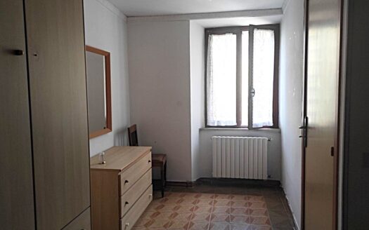 RIF. 972 SOLUZIONE INDIPENDENTE IN CENTRO STORICO