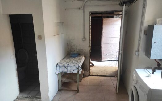 RIF. 972 SOLUZIONE INDIPENDENTE IN CENTRO STORICO