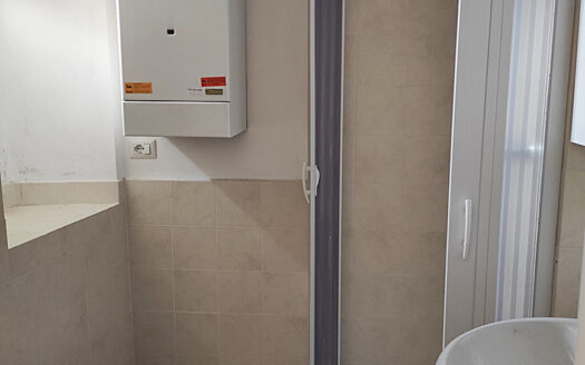 RIF. 972 SOLUZIONE INDIPENDENTE IN CENTRO STORICO