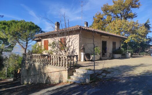 Cingoli Immobiliare RIF. 973 Prestigiosa Proprietà Panoramica a Pollenza (MC)