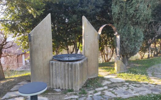 RIF. 975 PRESTIGIOSA VILLA IN PIETRA CON PARCO PRIVATO – SAN SEVERINO MARCHE-