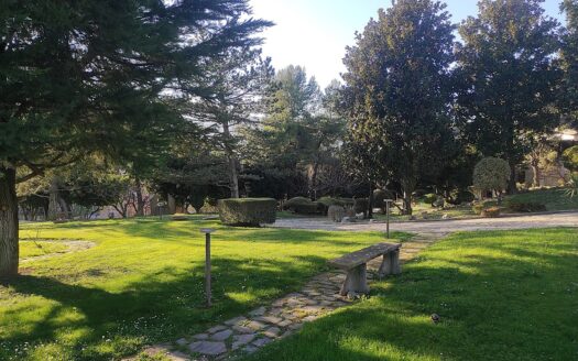 RIF. 975 PRESTIGIOSA VILLA IN PIETRA CON PARCO PRIVATO – SAN SEVERINO MARCHE-