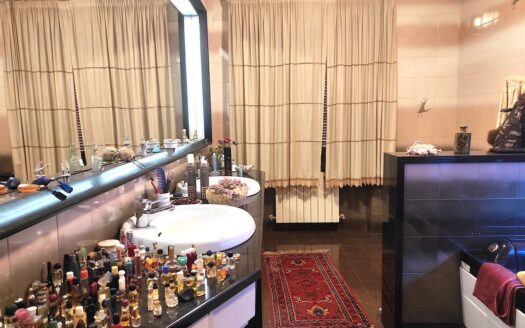 RIF. 975 PRESTIGIOSA VILLA IN PIETRA CON PARCO PRIVATO – SAN SEVERINO MARCHE-