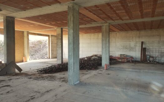 RIF. 974 SPLENDIDA CASA SINGOLA ALLO STATO GREZZO CON VISTA PANORAMICA